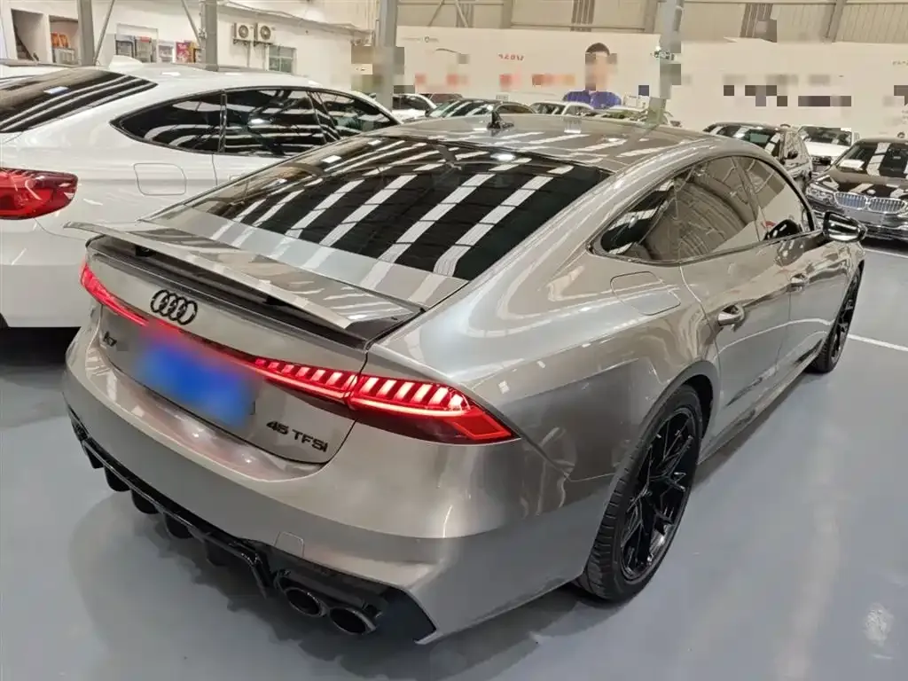 Audi A7 — фото 7
