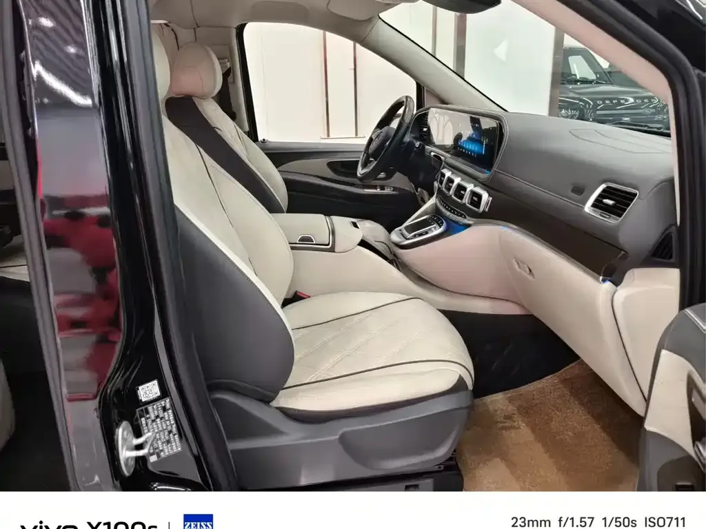 Mercedes-Benz Vito 2024 из CN, фото 5