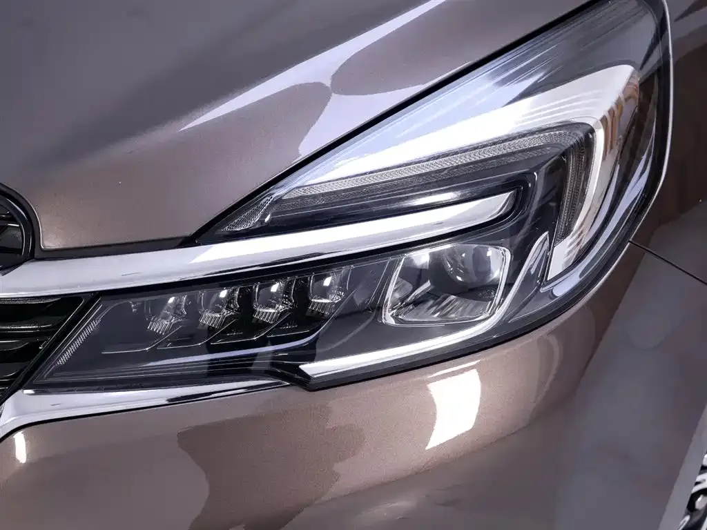 Buick GL8 2021 из CN, фото 4