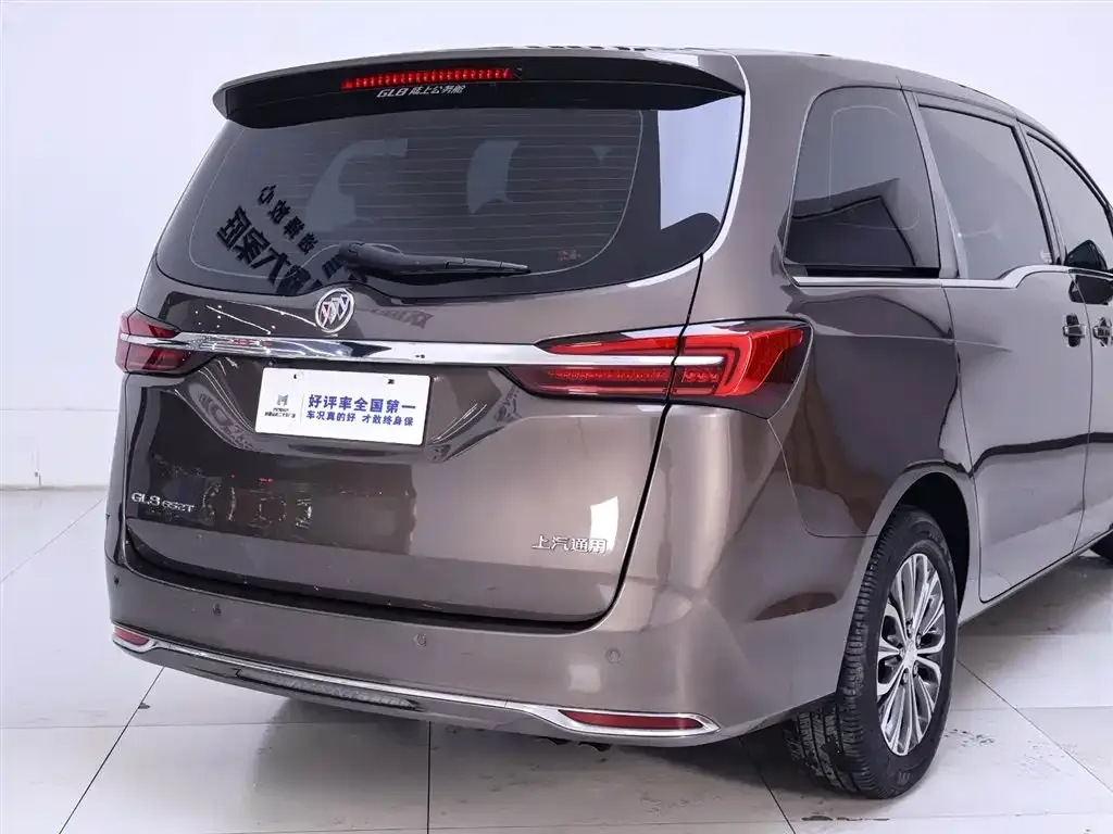 Buick GL8 2021 из CN, фото 8