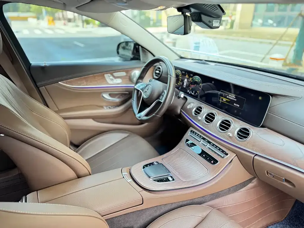 Mercedes-Benz E-Class 2023 из CN, фото 9