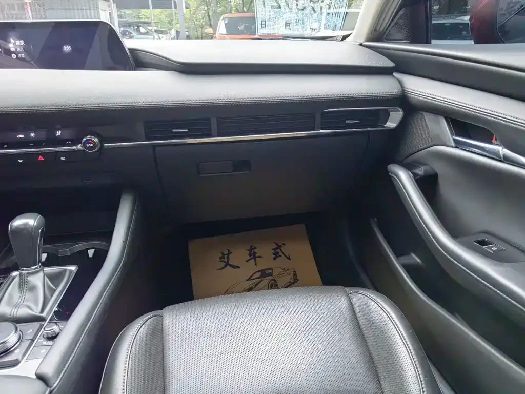 Mazda 3 Axela 2022 из CN, фото 9