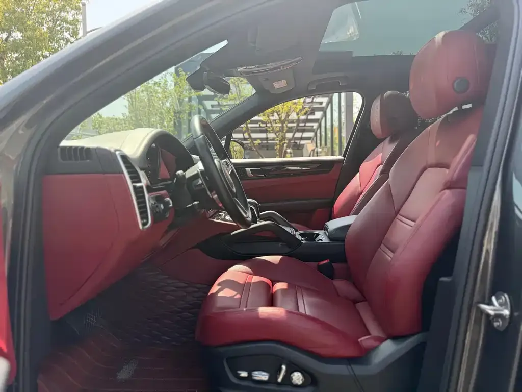 Porsche Cayenne 2021 из CN, фото 10