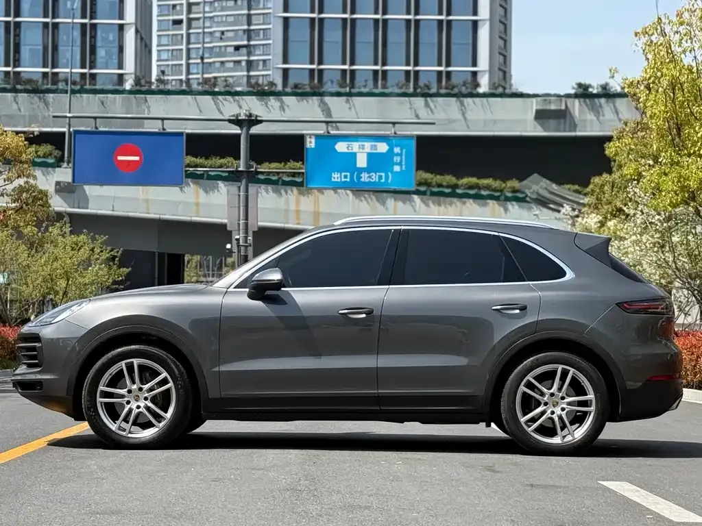 Porsche Cayenne 2021 из CN, фото 8