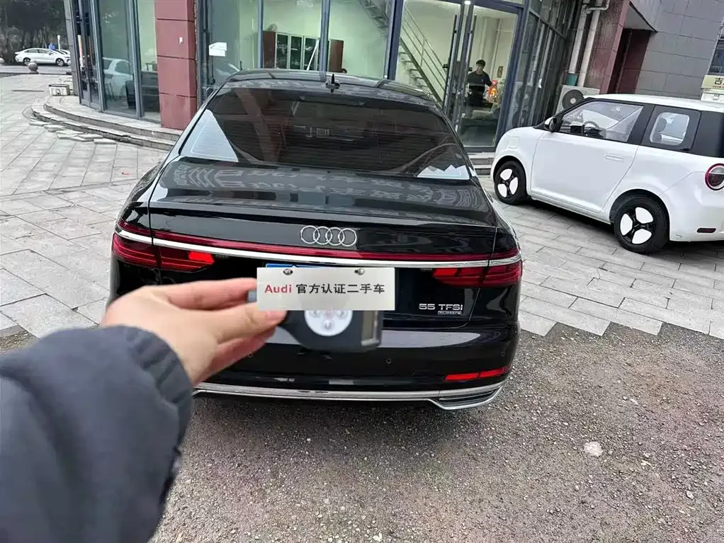 Audi A8 2021 из CN, фото 3