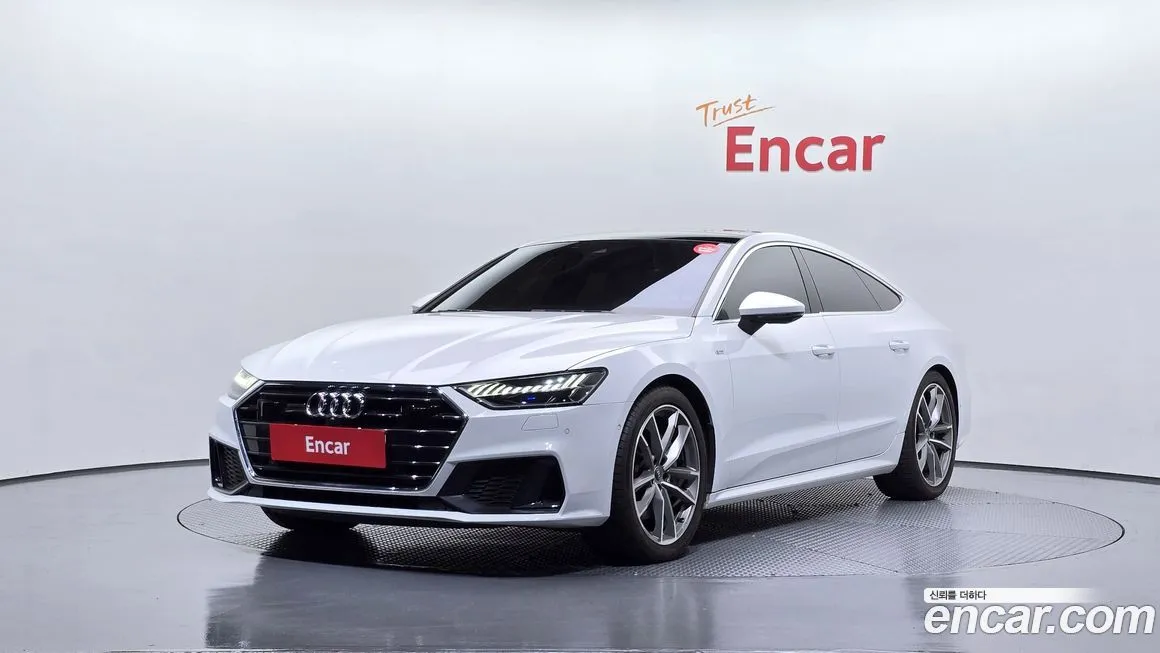 Audi A7 — фото 1