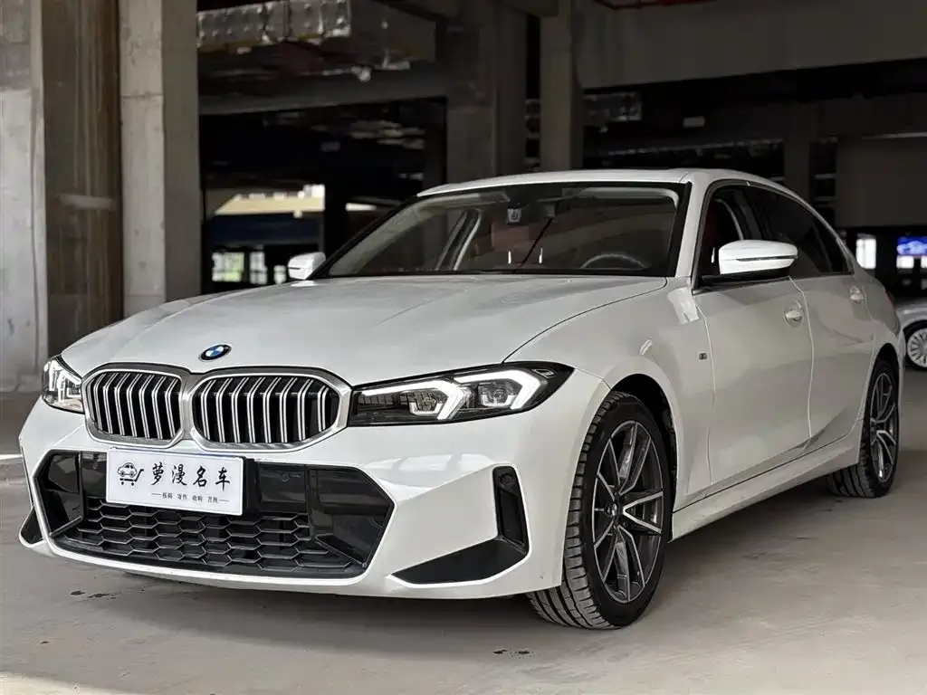 BMW 3 Series 2023 из CN, фото 1
