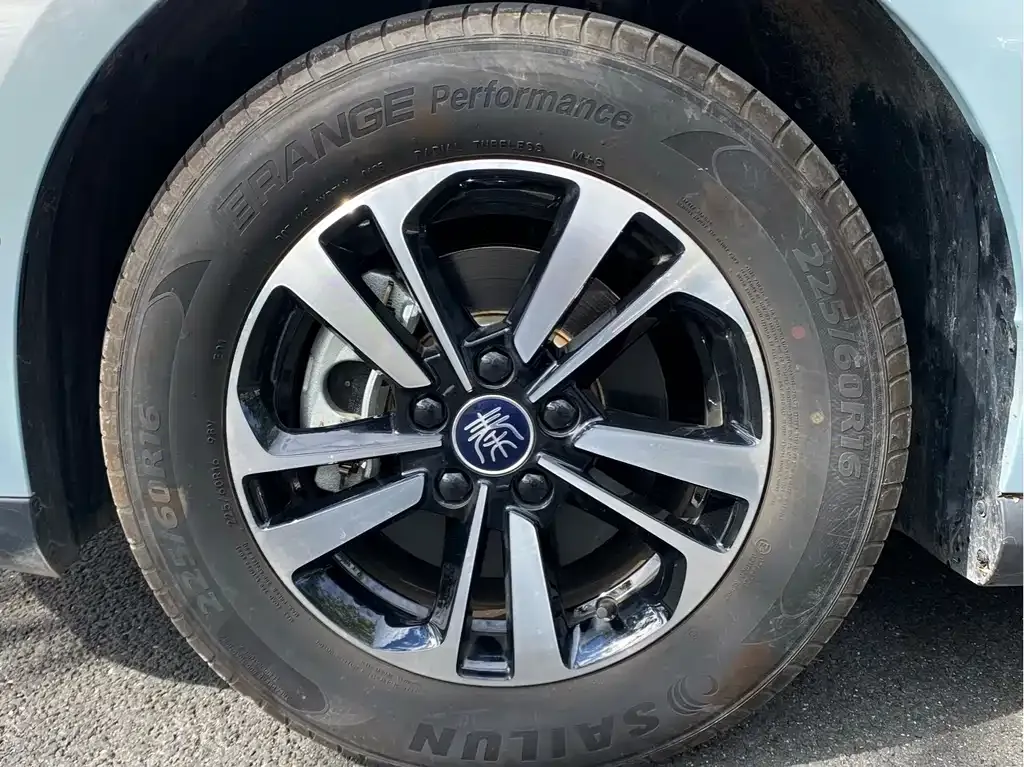 BYD Qin PLUS 2025 из CN, фото 10