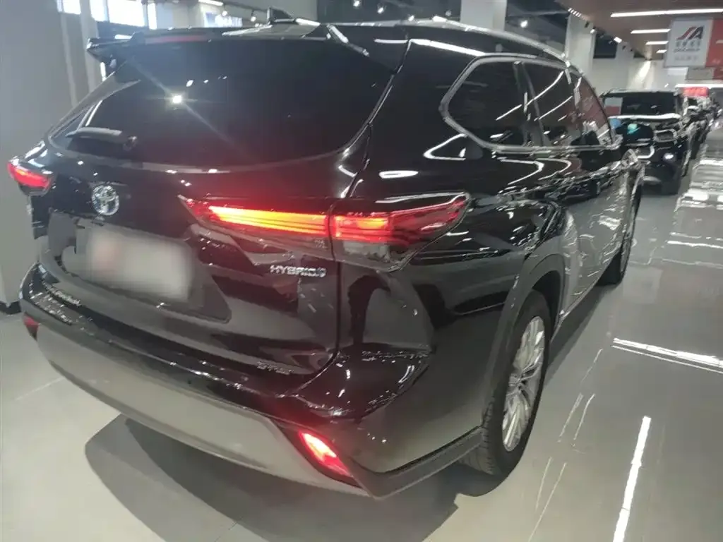 Toyota Highlander 2023 из CN, фото 7