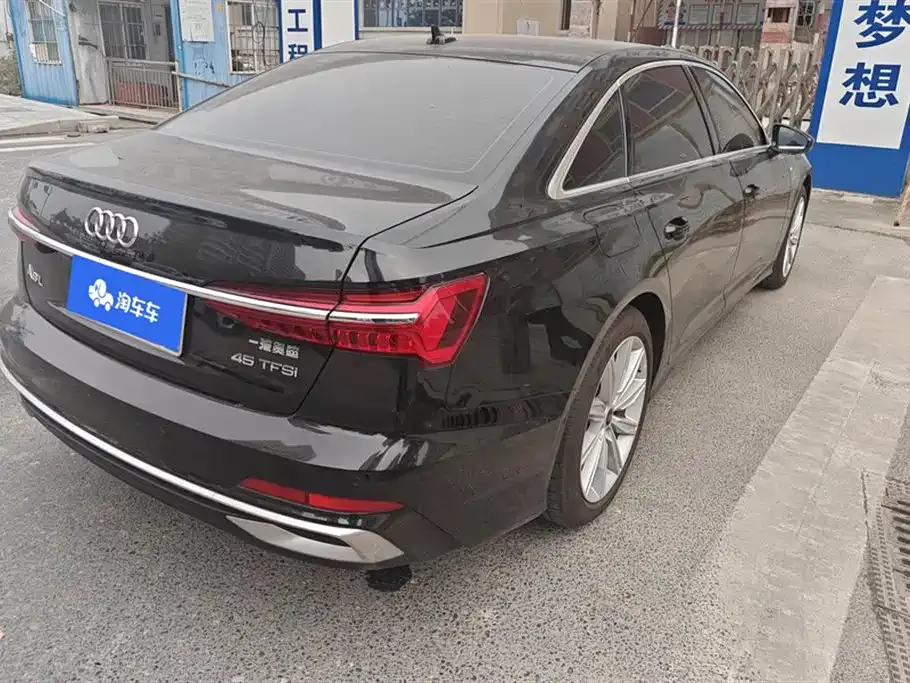 Audi A6L 2024 из CN, фото 3