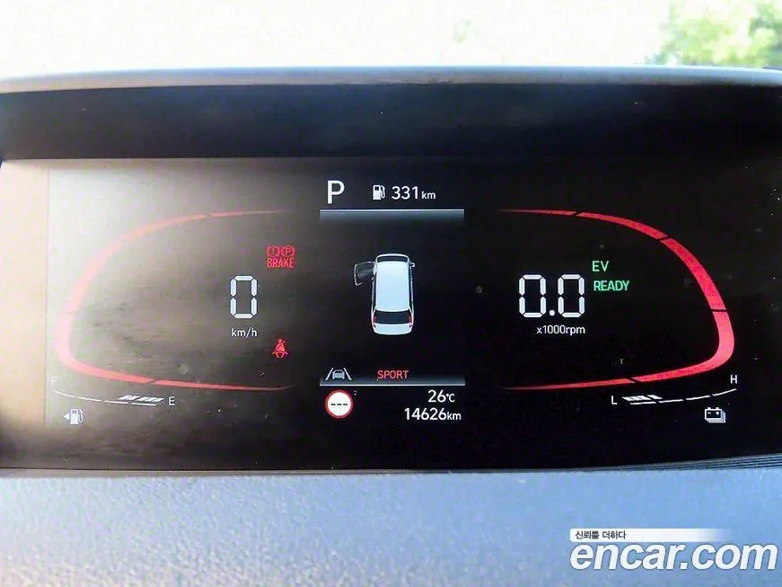 Hyundai Staria 2025 из KR, фото 10