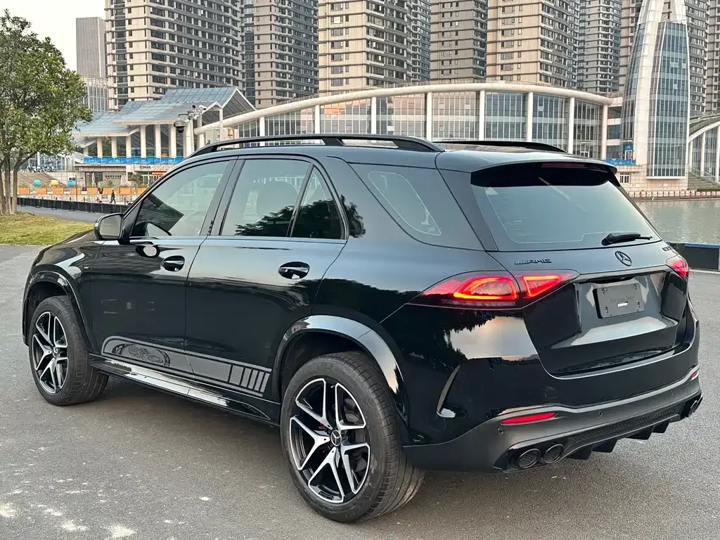 Mercedes-Benz GLE AMG — фото 7
