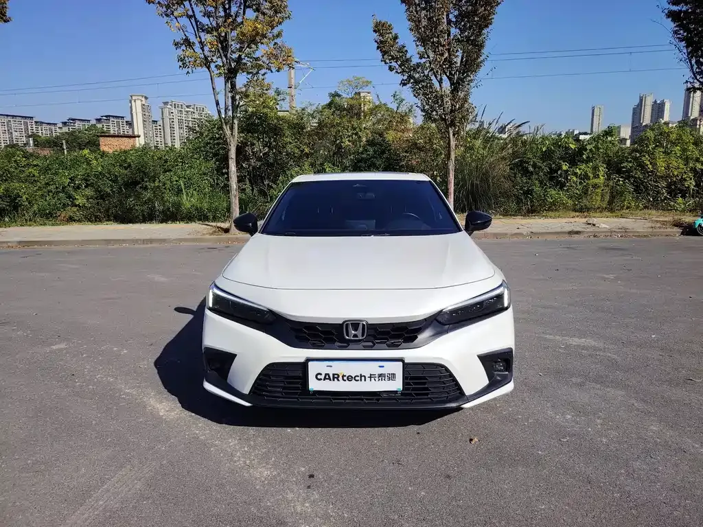 Honda Civic 2023 из CN, фото 2