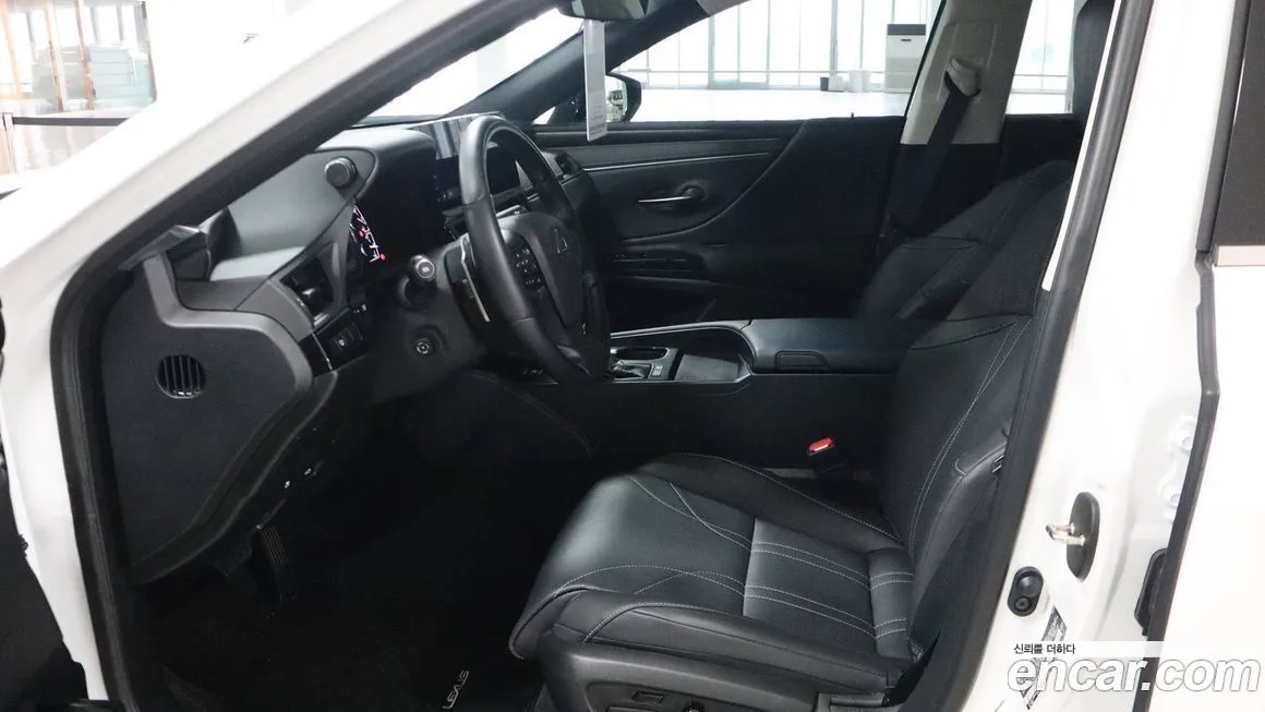 Lexus ES 2025 из KR, фото 9