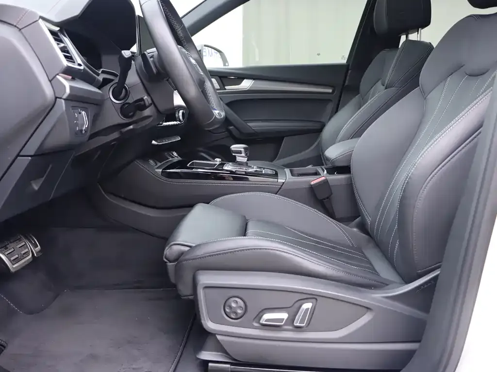 Audi Q5L 2024 из CN, фото 5