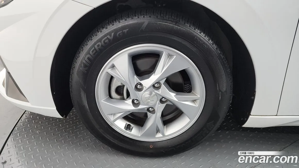 Hyundai AVANTE 2021 из KR, фото 5