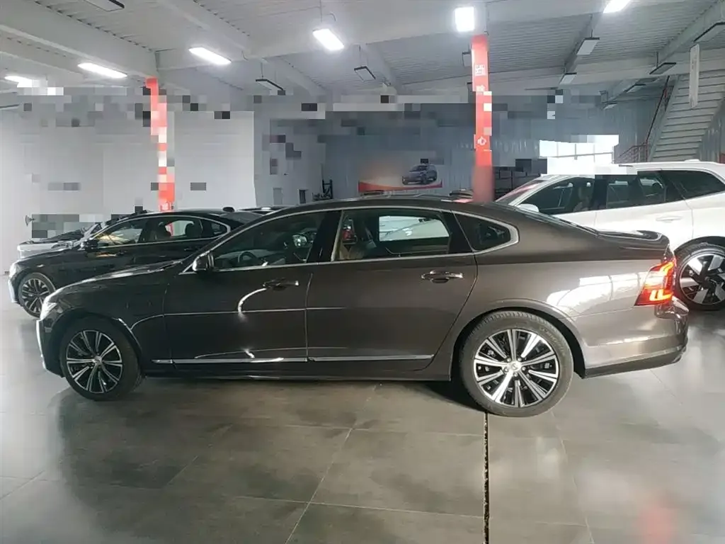 Volvo S90 PHEV 2021 из CN, фото 5