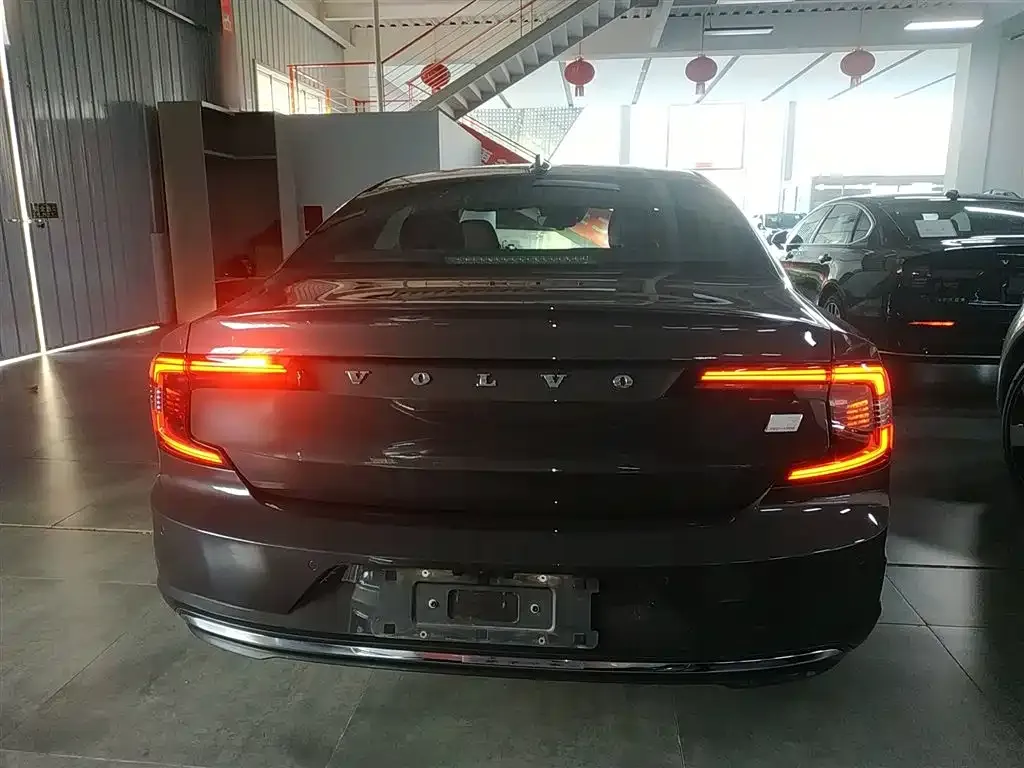 Volvo S90 PHEV 2021 из CN, фото 6
