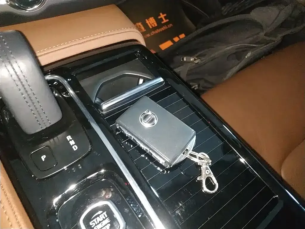 Volvo S90 PHEV 2021 из CN, фото 9