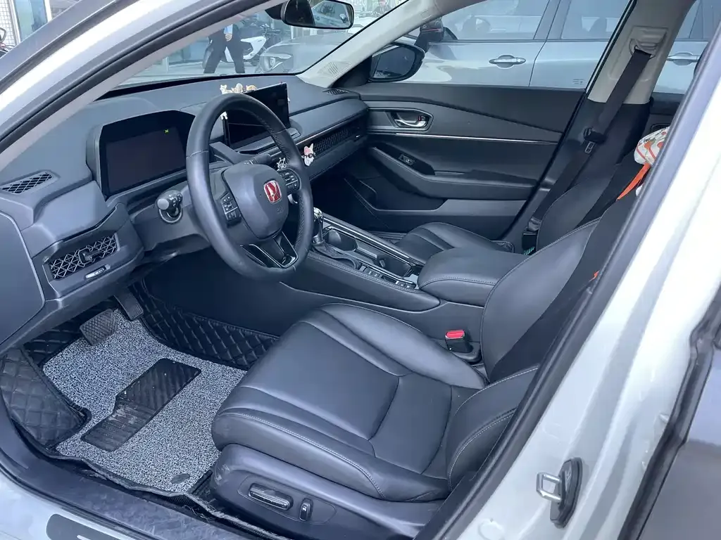 Honda Accord 2025 из CN, фото 5
