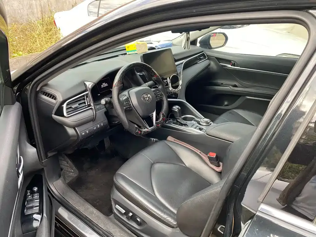 Toyota Camry 2023 из CN, фото 3