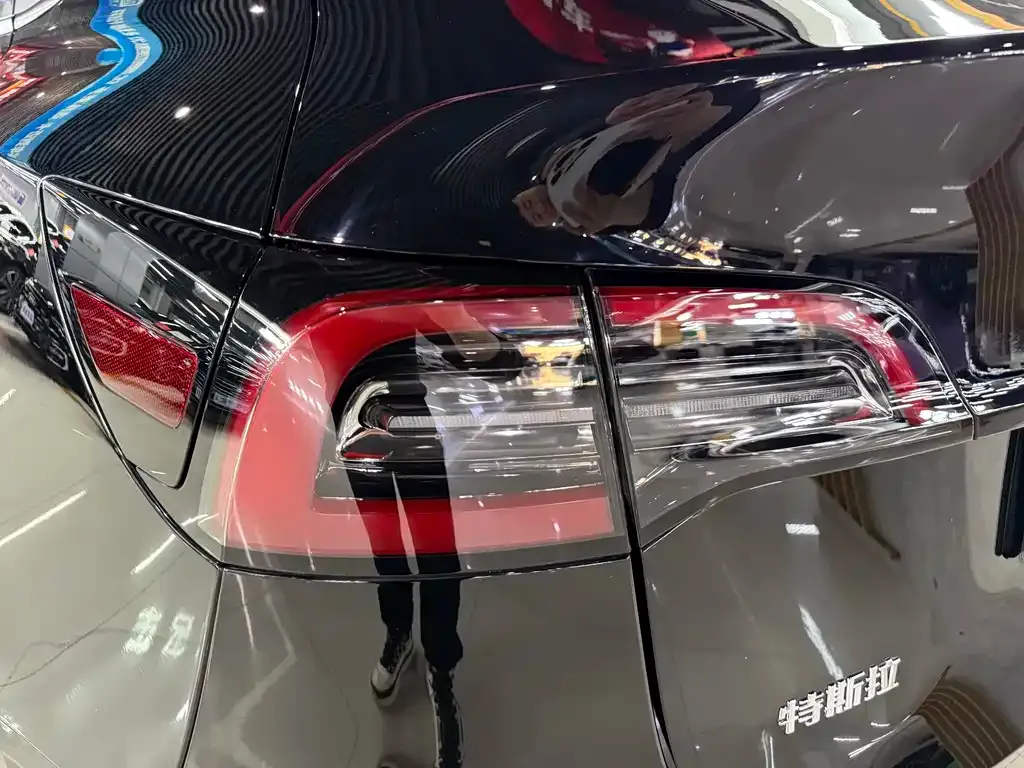 Tesla Model Y 2022 из CN, фото 8