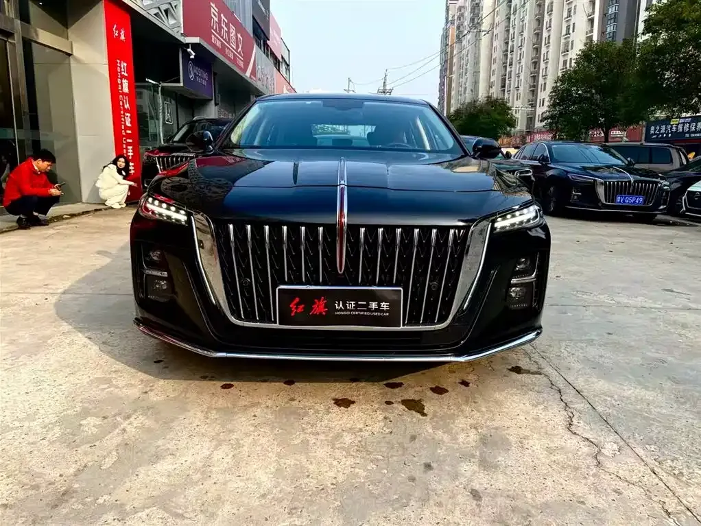 Hongqi H5 — фото 2