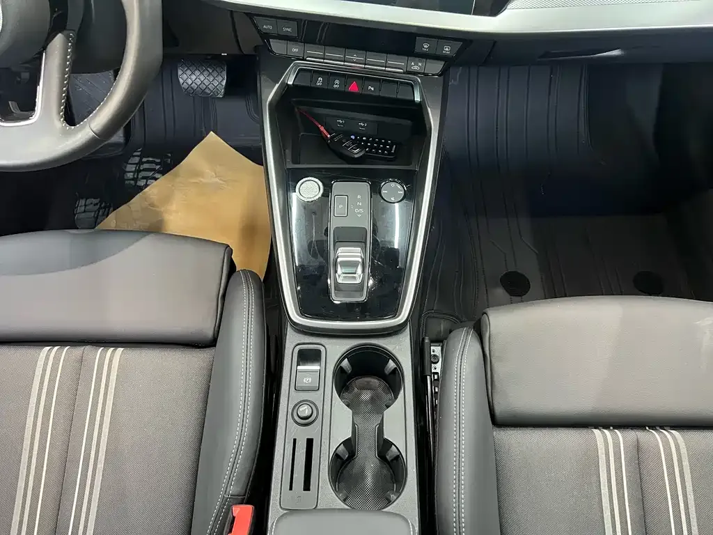 Audi A3 2022 из CN, фото 8
