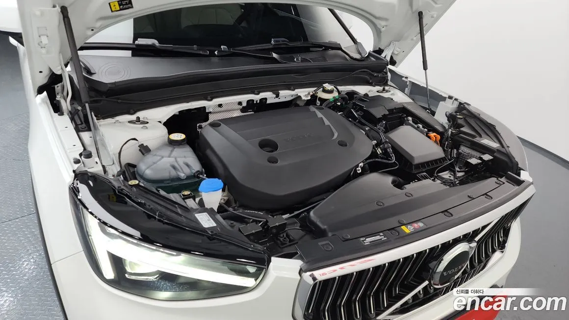 Volvo XC40 2025 из KR, фото 6