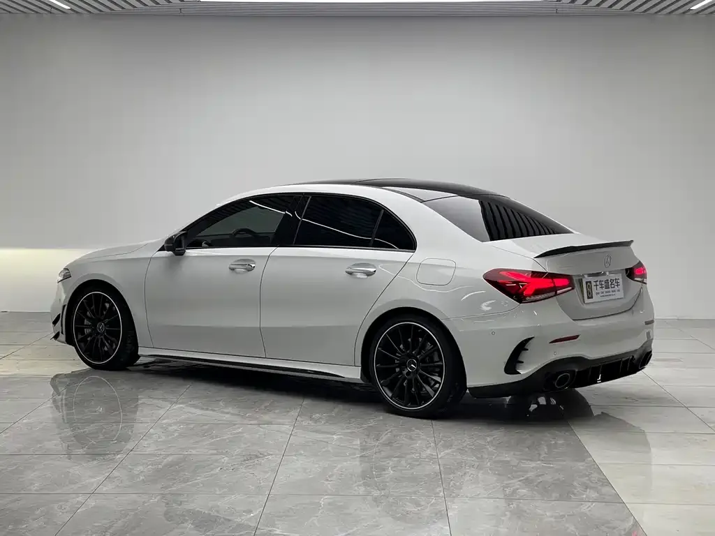 Mercedes-Benz A-Class AMG — фото 4