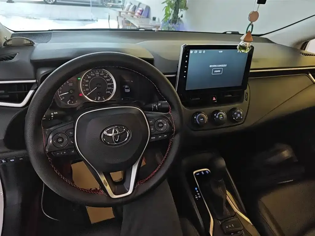 Toyota Corolla 2021 из CN, фото 10