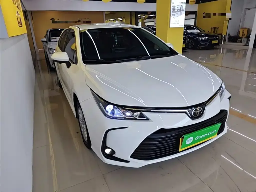 Toyota Corolla 2021 из CN, фото 4