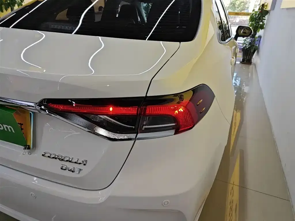 Toyota Corolla 2021 из CN, фото 8