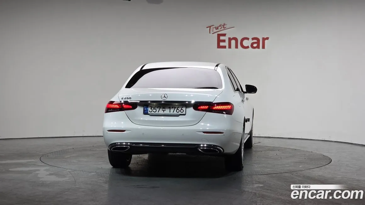 Mercedes-Benz E-Class 2023 из KR, фото 4