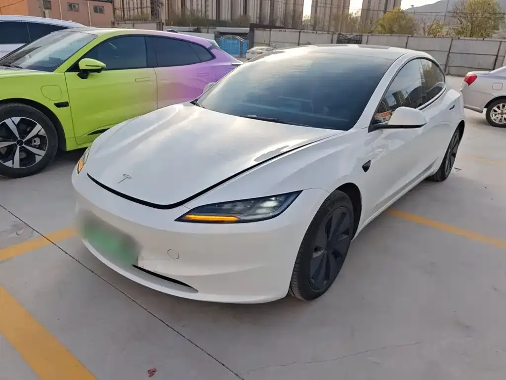 Tesla Model 3 2023 из CN, фото 1