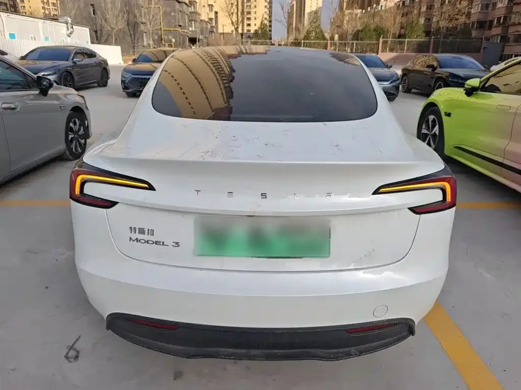 Tesla Model 3 2023 из CN, фото 6