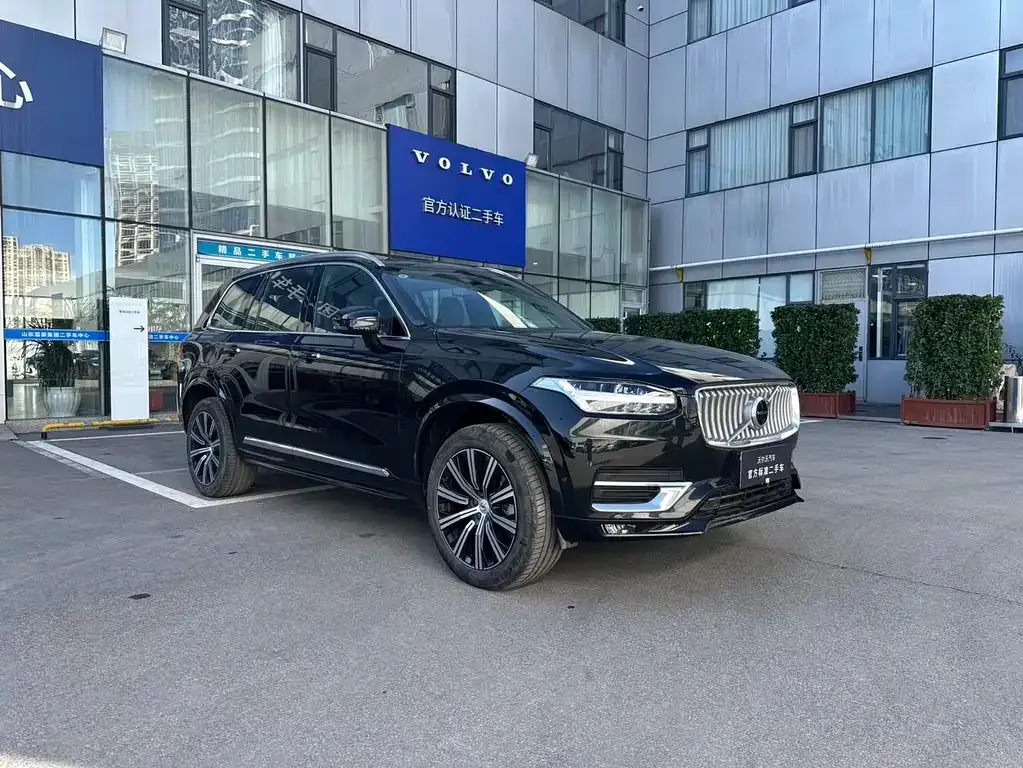Volvo XC90 — фото 3