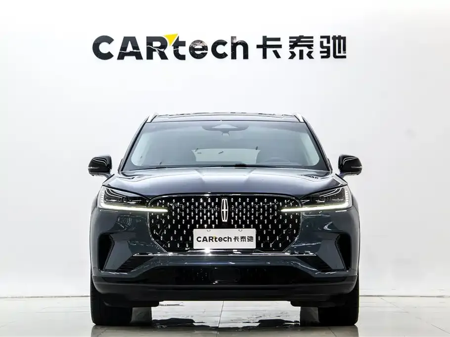 Lincoln Aviator 2024 из CN, фото 2