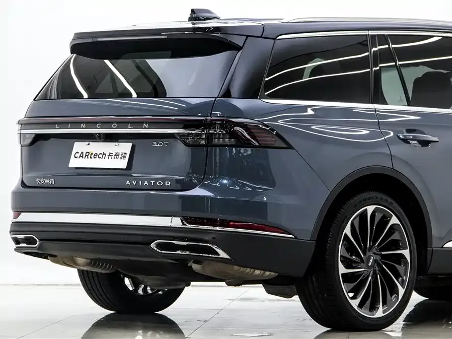 Lincoln Aviator 2024 из CN, фото 8