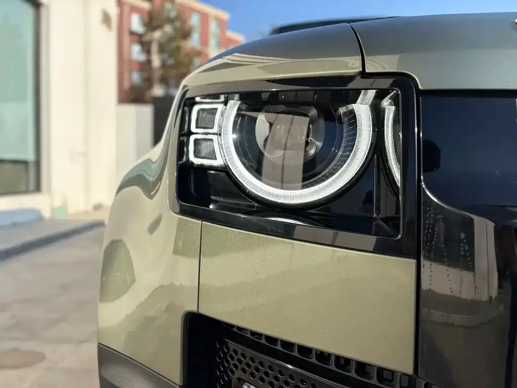 Land Rover Defender — фото 4