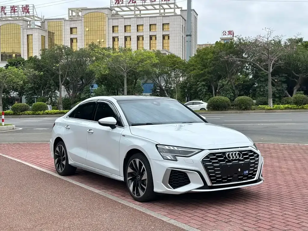 Audi A3 — фото 3