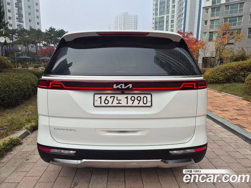 Kia Carnival — фото 5
