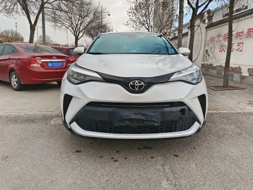 Toyota C-HR 2021 из CN, фото 2