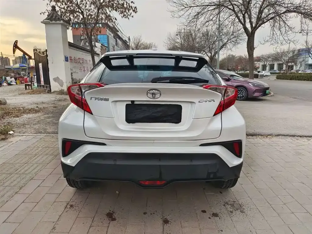 Toyota C-HR 2021 из CN, фото 5