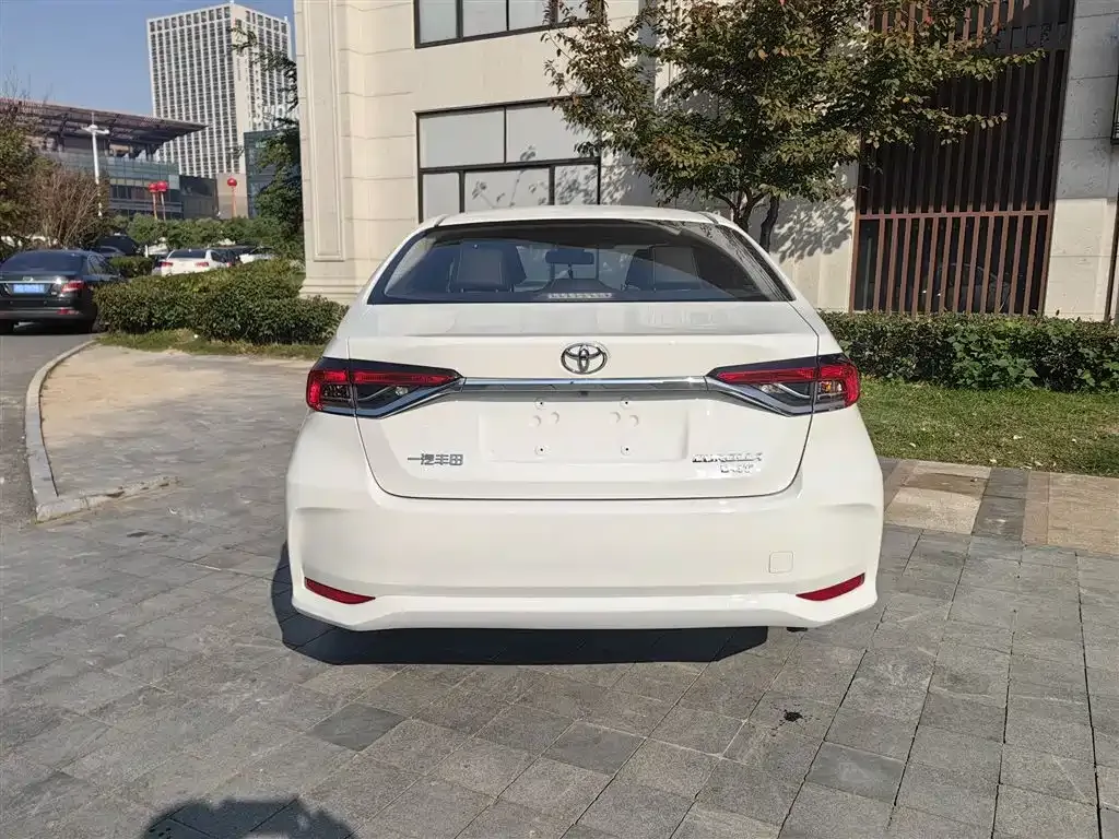 Toyota Corolla 2024 из CN, фото 10
