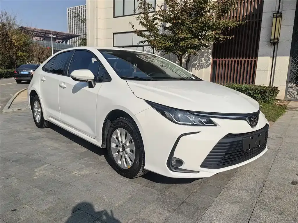 Toyota Corolla 2024 из CN, фото 8