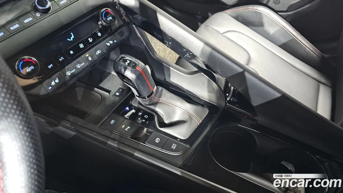 Hyundai AVANTE — фото 9