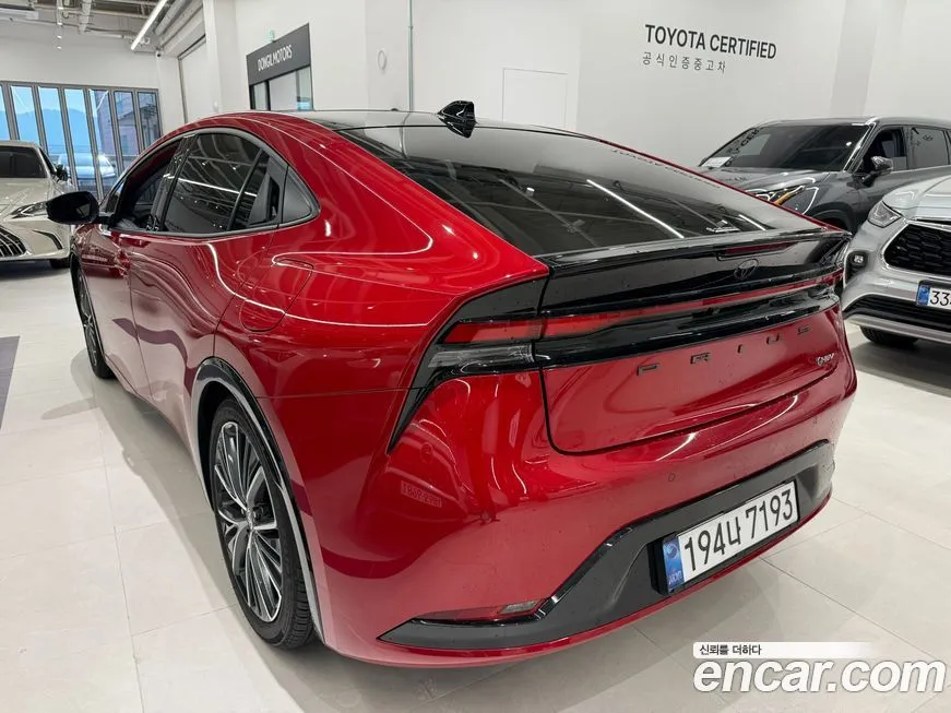 Toyota Prius 2024 из KR, фото 2