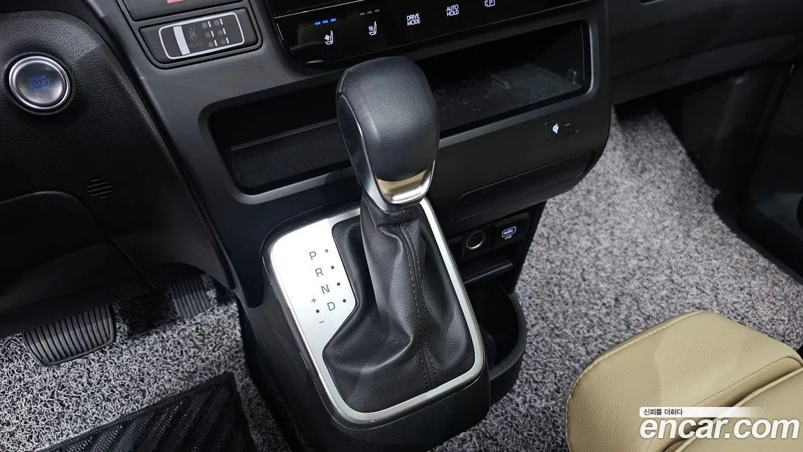 Hyundai Staria — фото 9