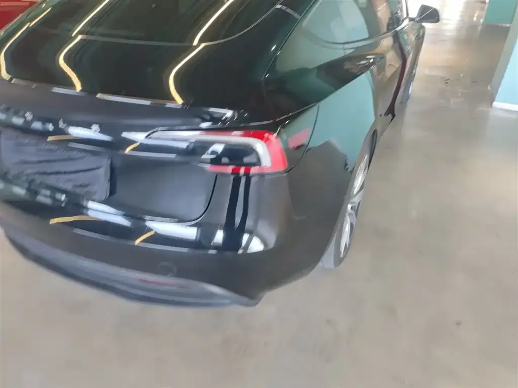 Tesla Model 3 — фото 8